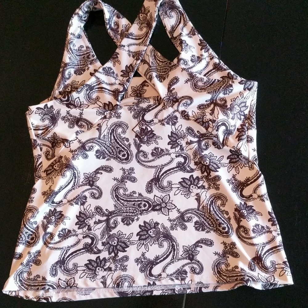 Stonewear Yoga Tank - Picture 3 of 10